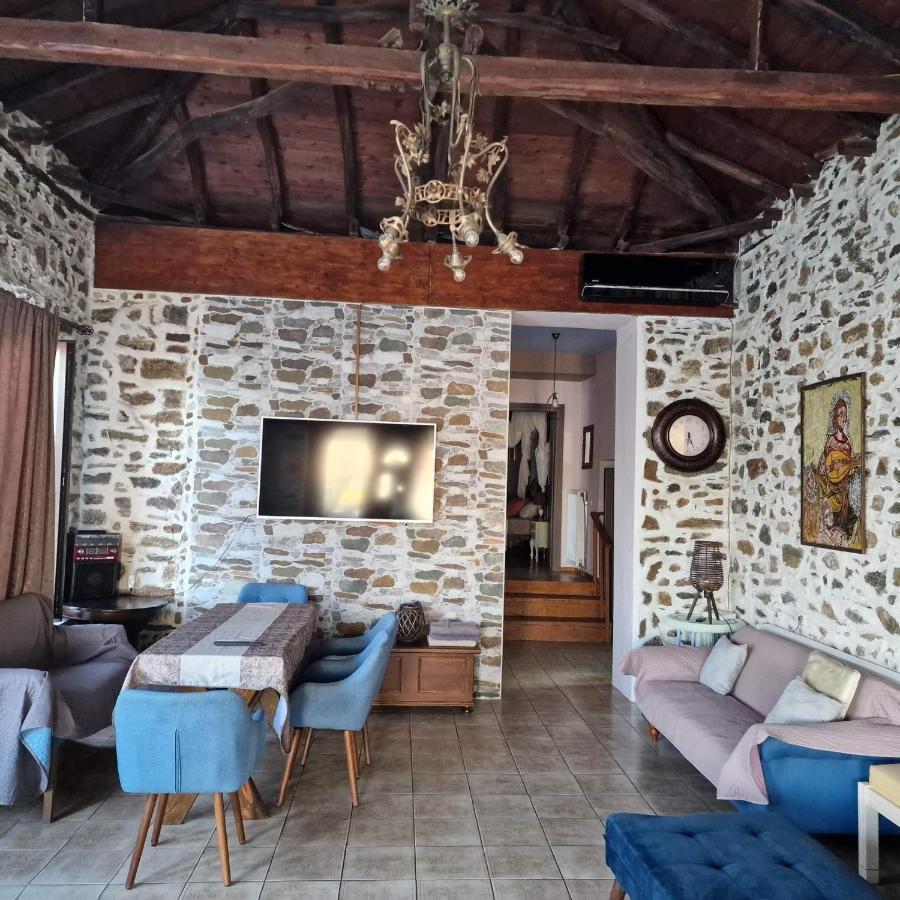 Stone Villa Inside Sea- Kids'Land Platanidia 外观 照片